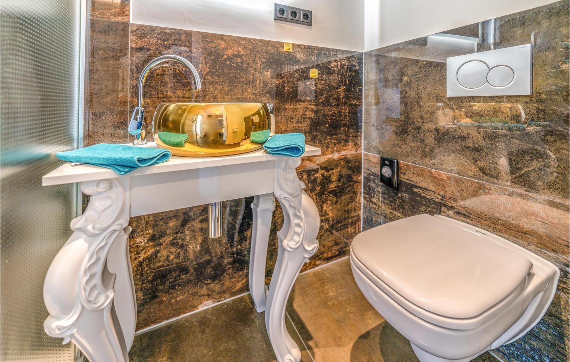 Stunning Apartment In Mettmann With Wifi מראה חיצוני תמונה
